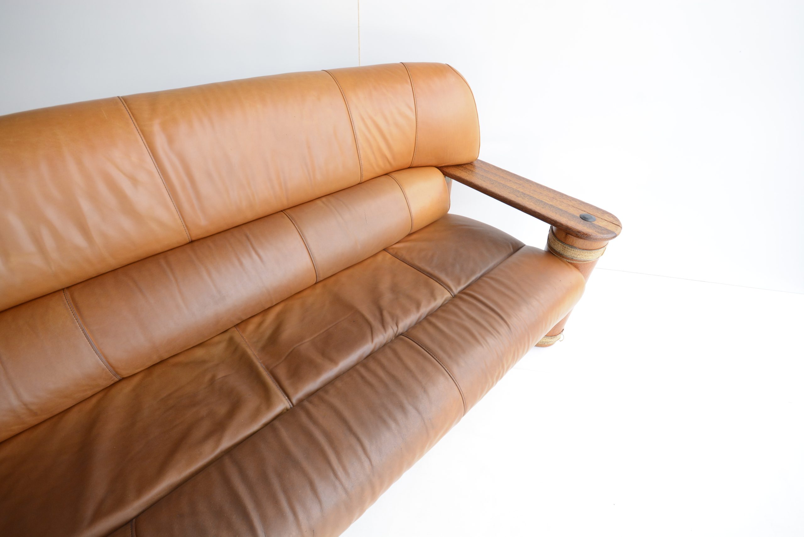 pacific-green-messina-lounge-suite-vintage-leather-designer-b-b-italia (14)