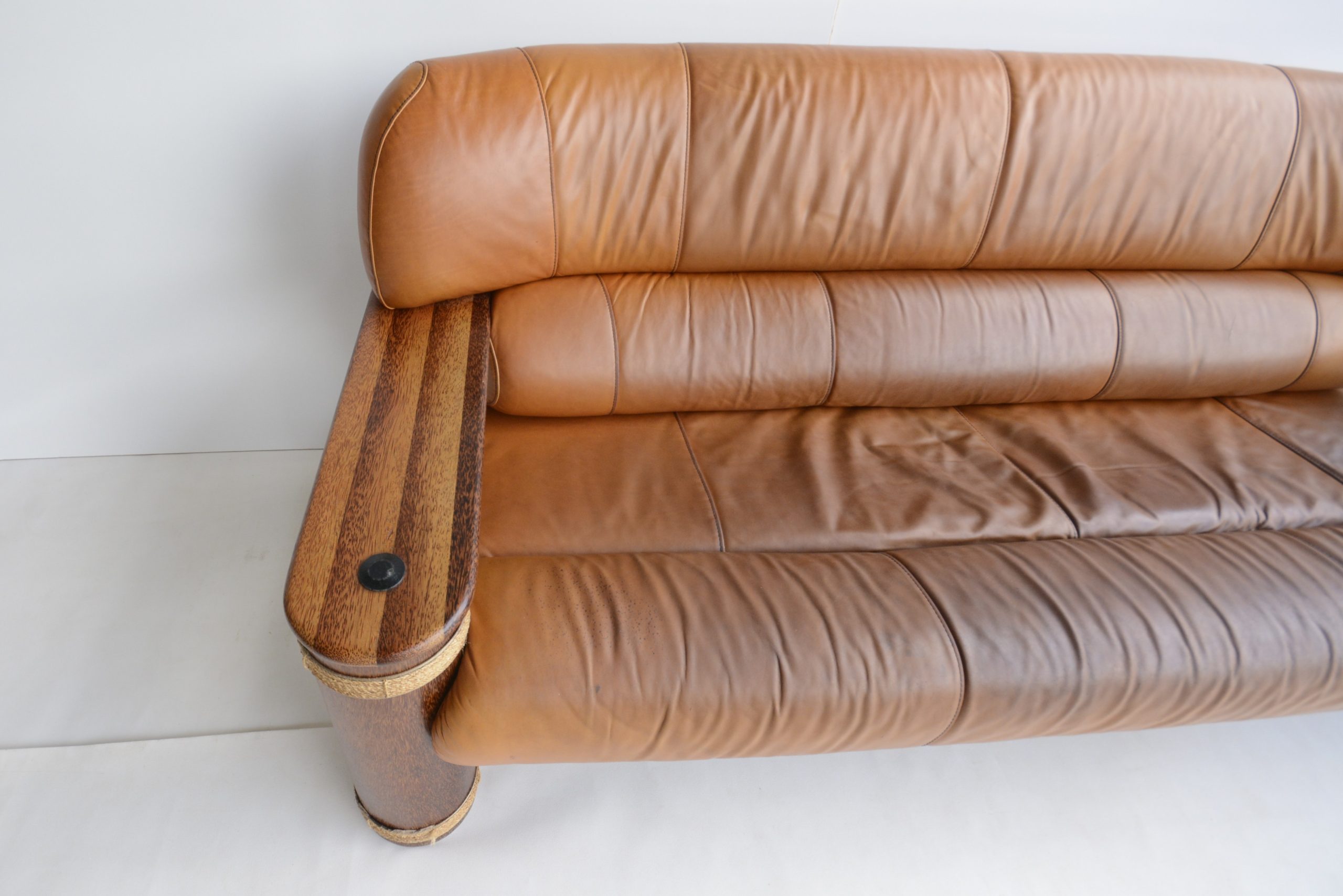 pacific-green-messina-lounge-suite-vintage-leather-designer-b-b-italia (8)
