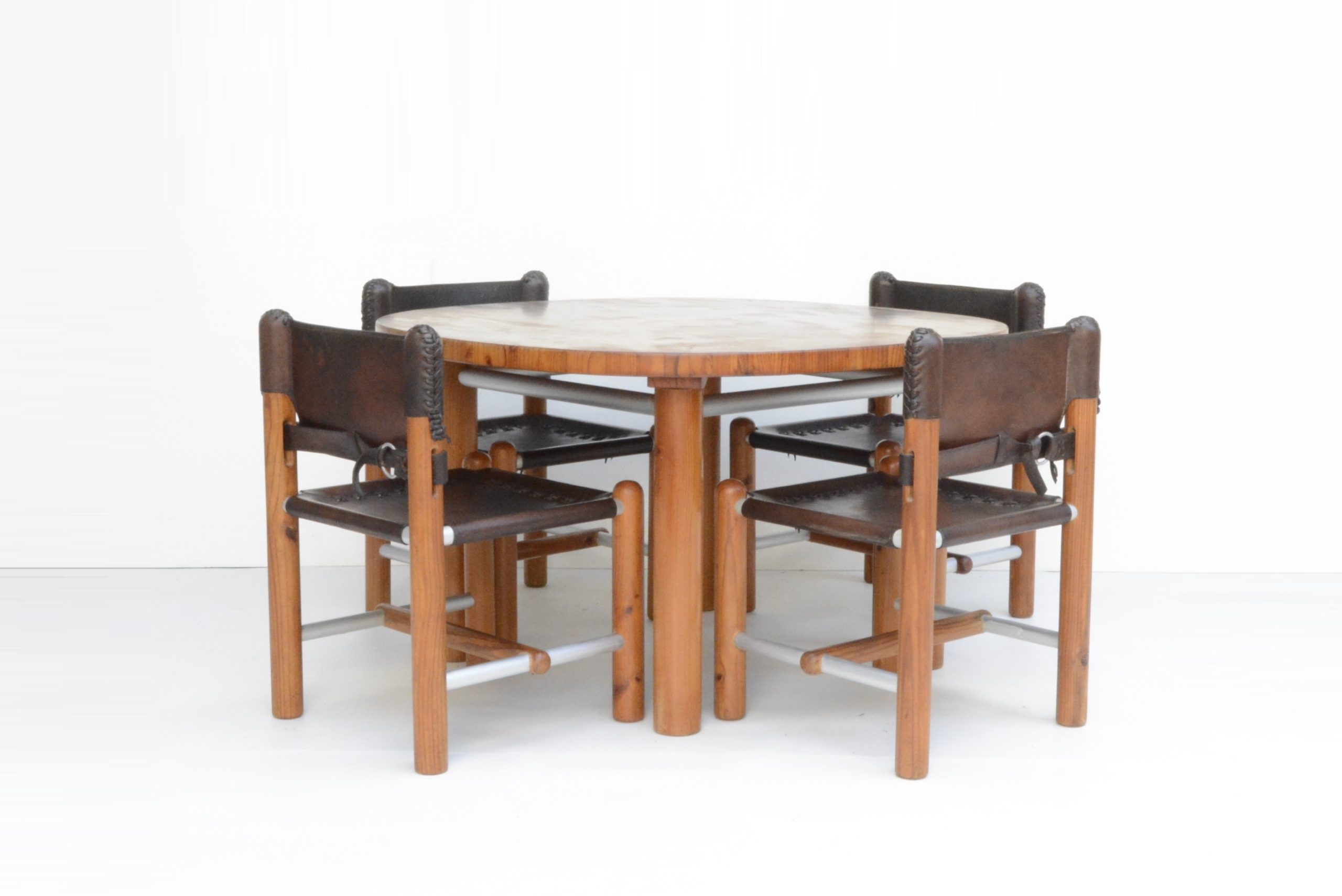 robert-dunlop-dining-suite-leather-australian-designer-chairs-table-furniture (13)