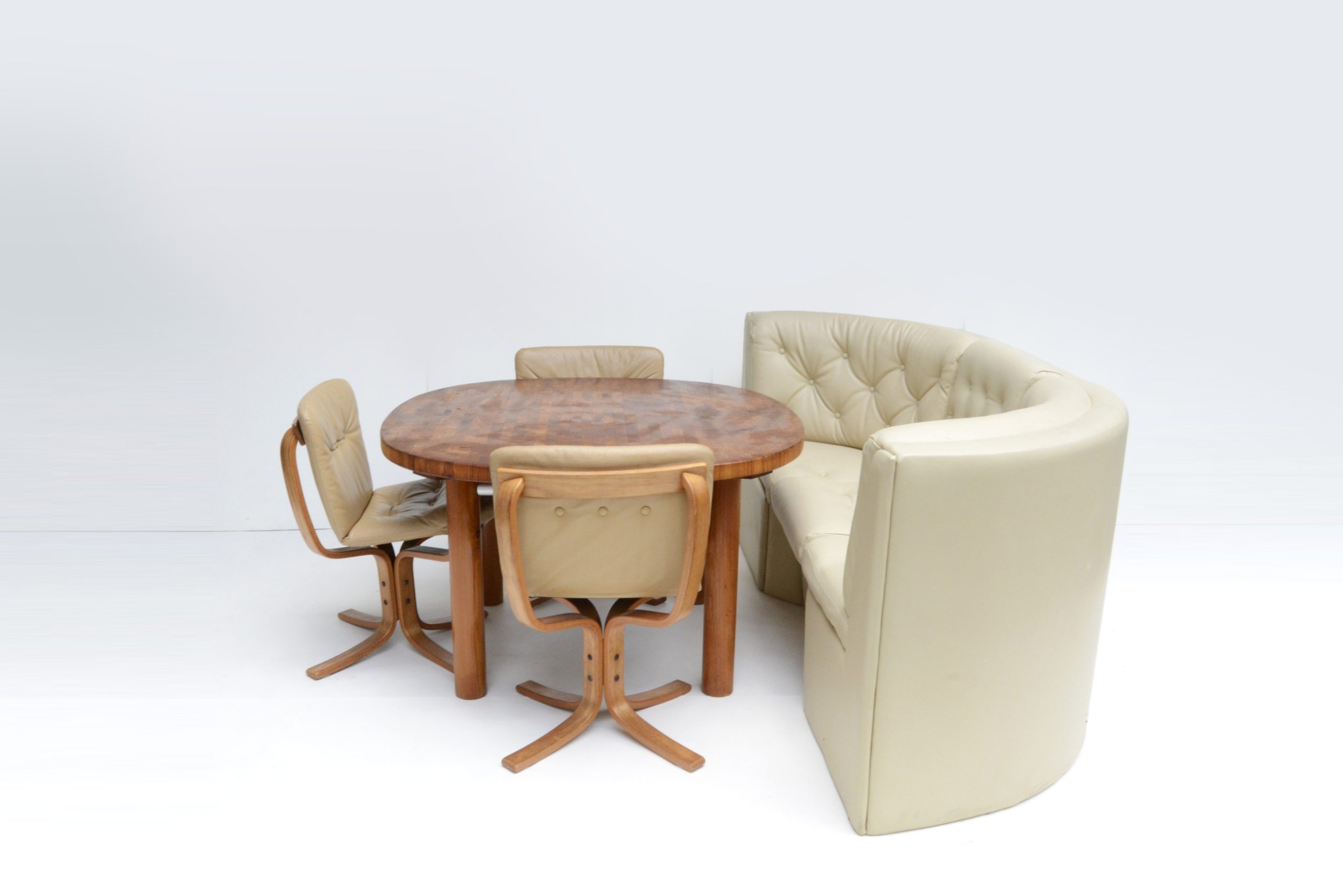robert-dunlop-dining-suite-leather-australian-designer-chairs-table-furniture (4)