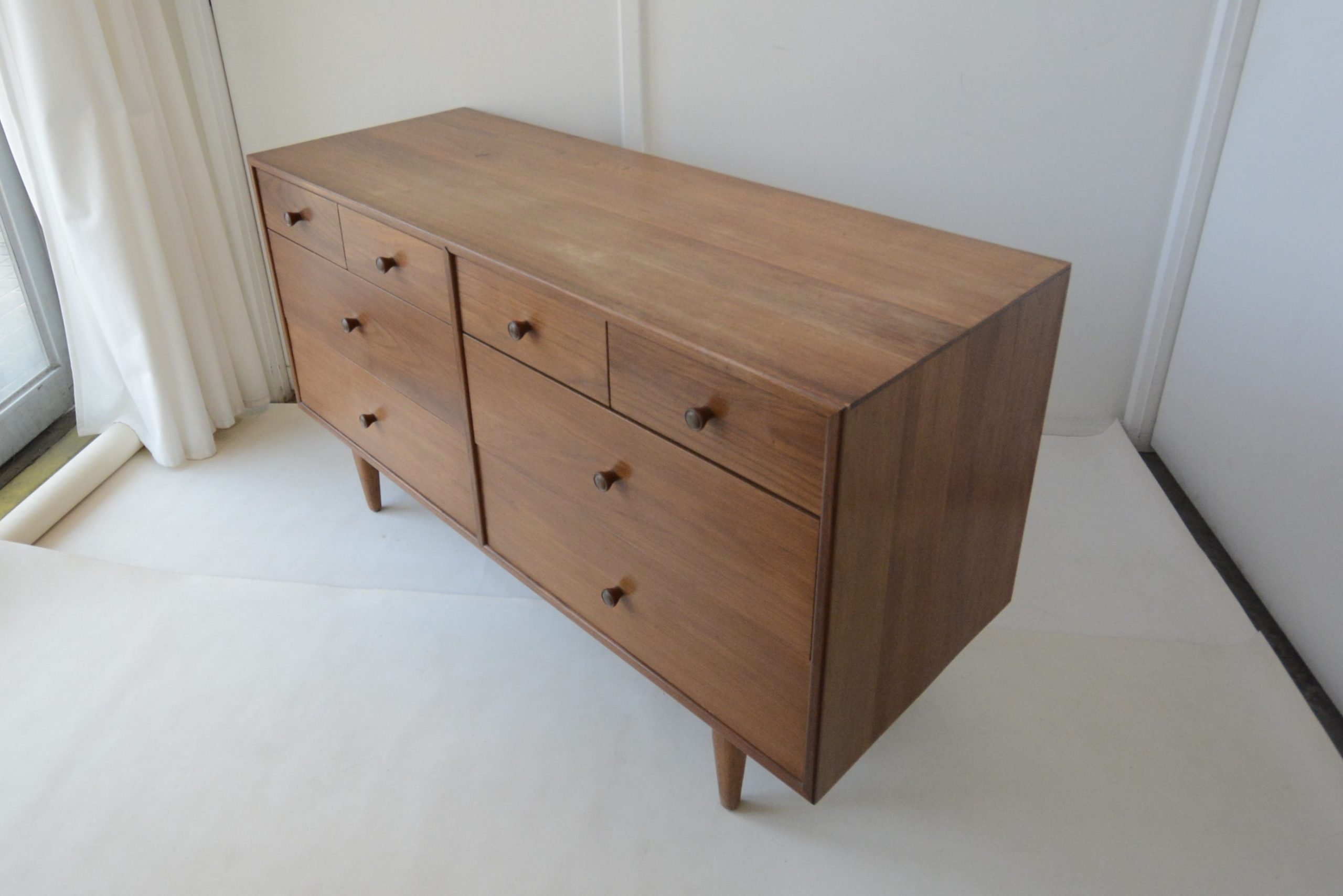 tasmanian-myrtle-lowboy-chest-drawers-1950's-myer-heritage-era (1 (12)