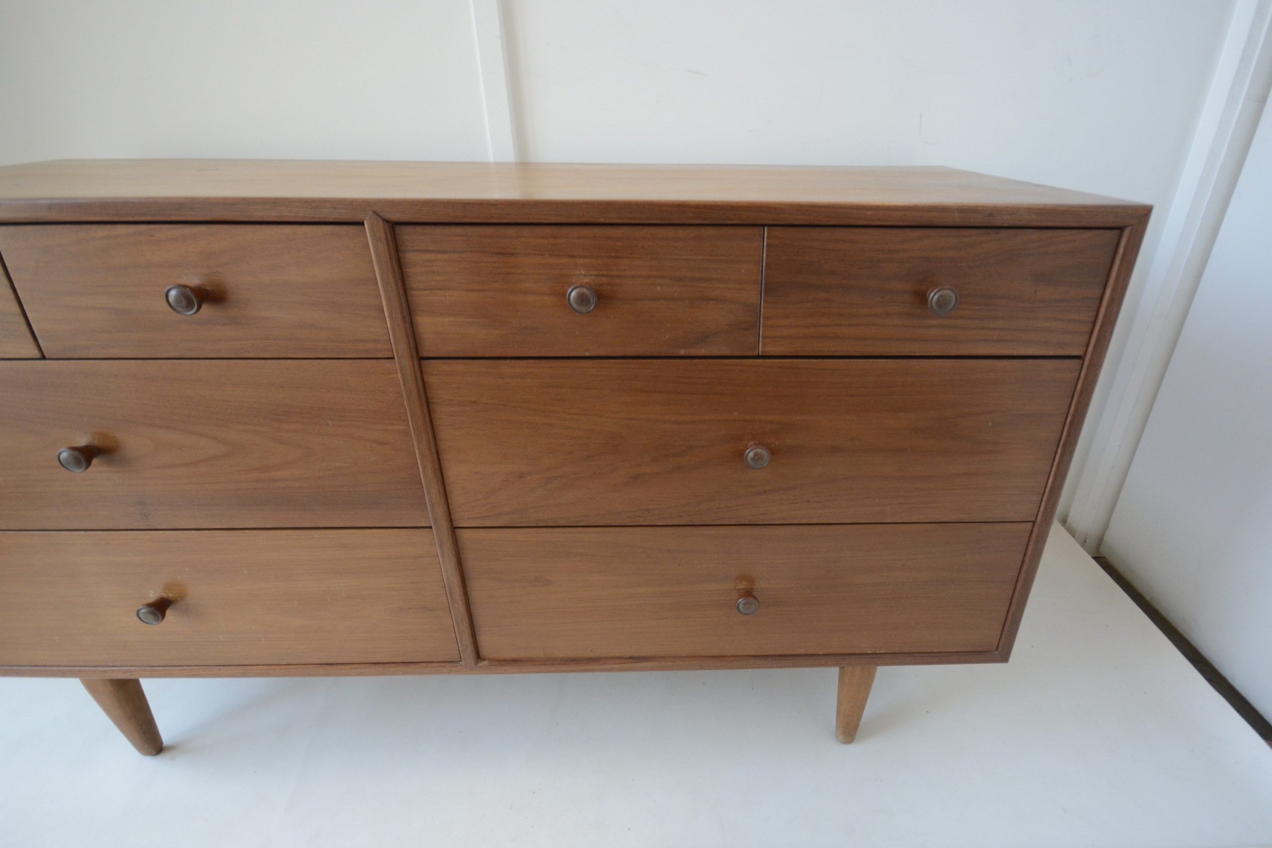 tasmanian-myrtle-lowboy-chest-drawers-1950's-myer-heritage-era (1 (6)