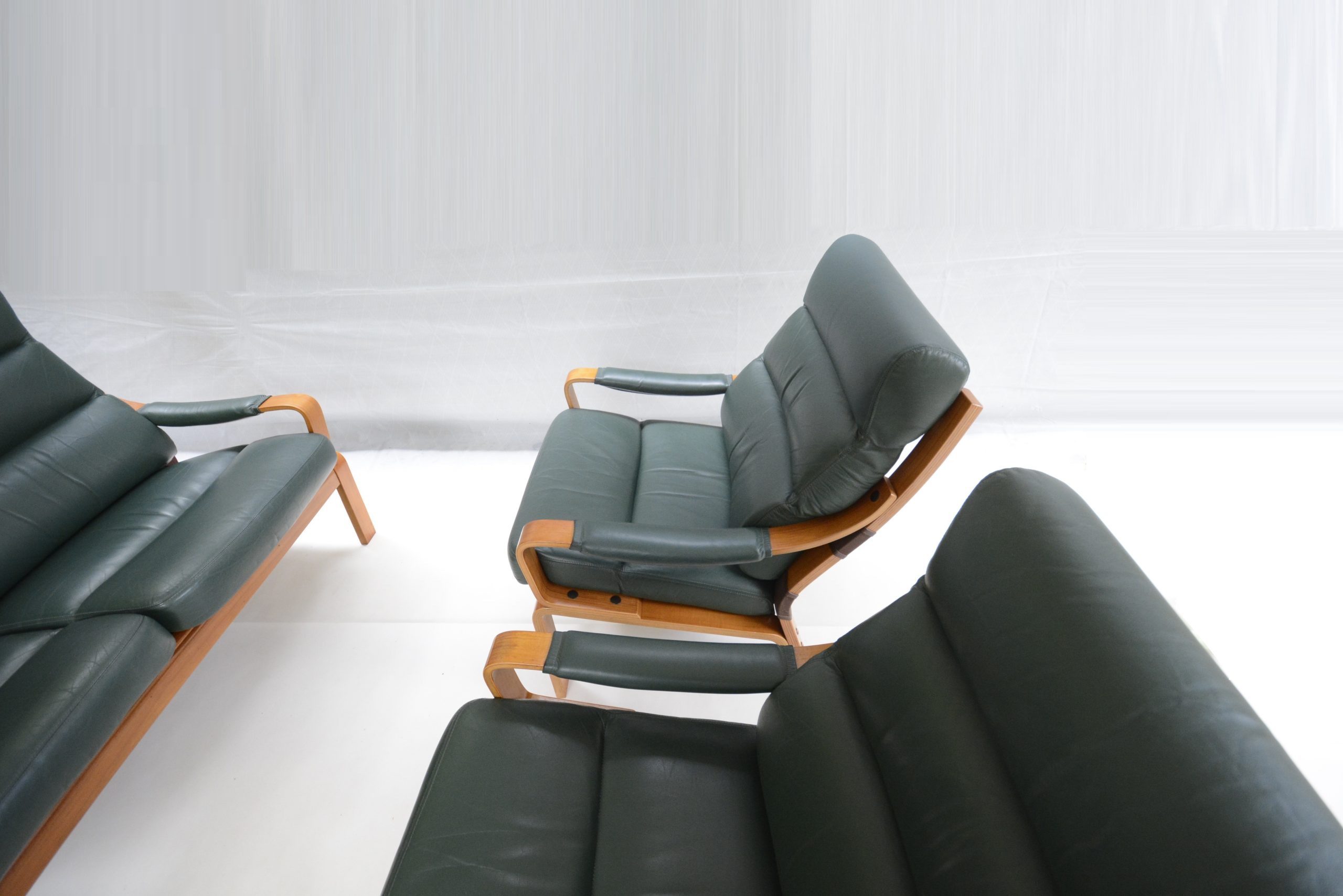 tessa-T6-lounge-suite-sofa-chairs-leather-vintage-parker-danish-era (10)