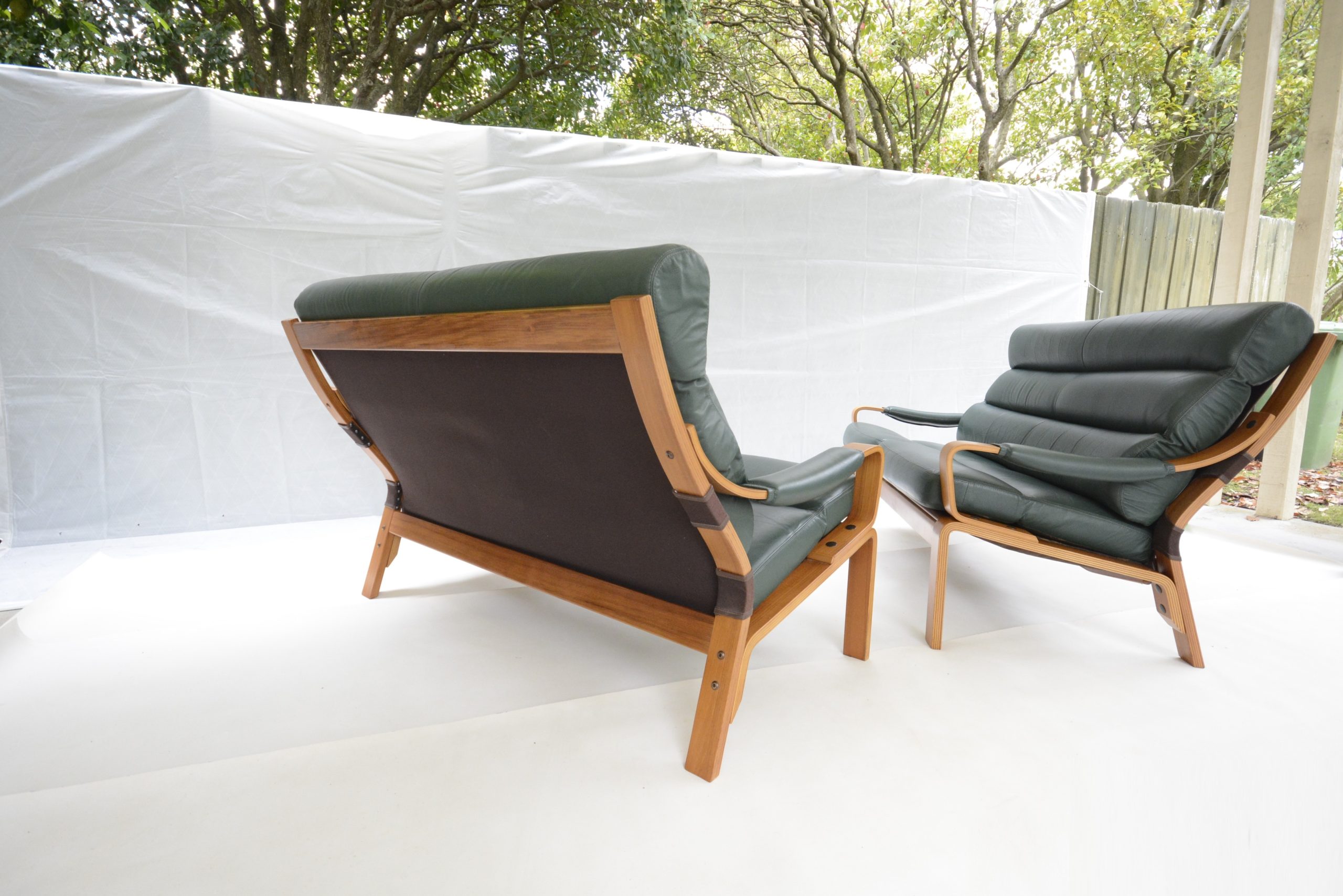 tessa-T6-lounge-suite-sofa-chairs-leather-vintage-parker-danish-era (17)