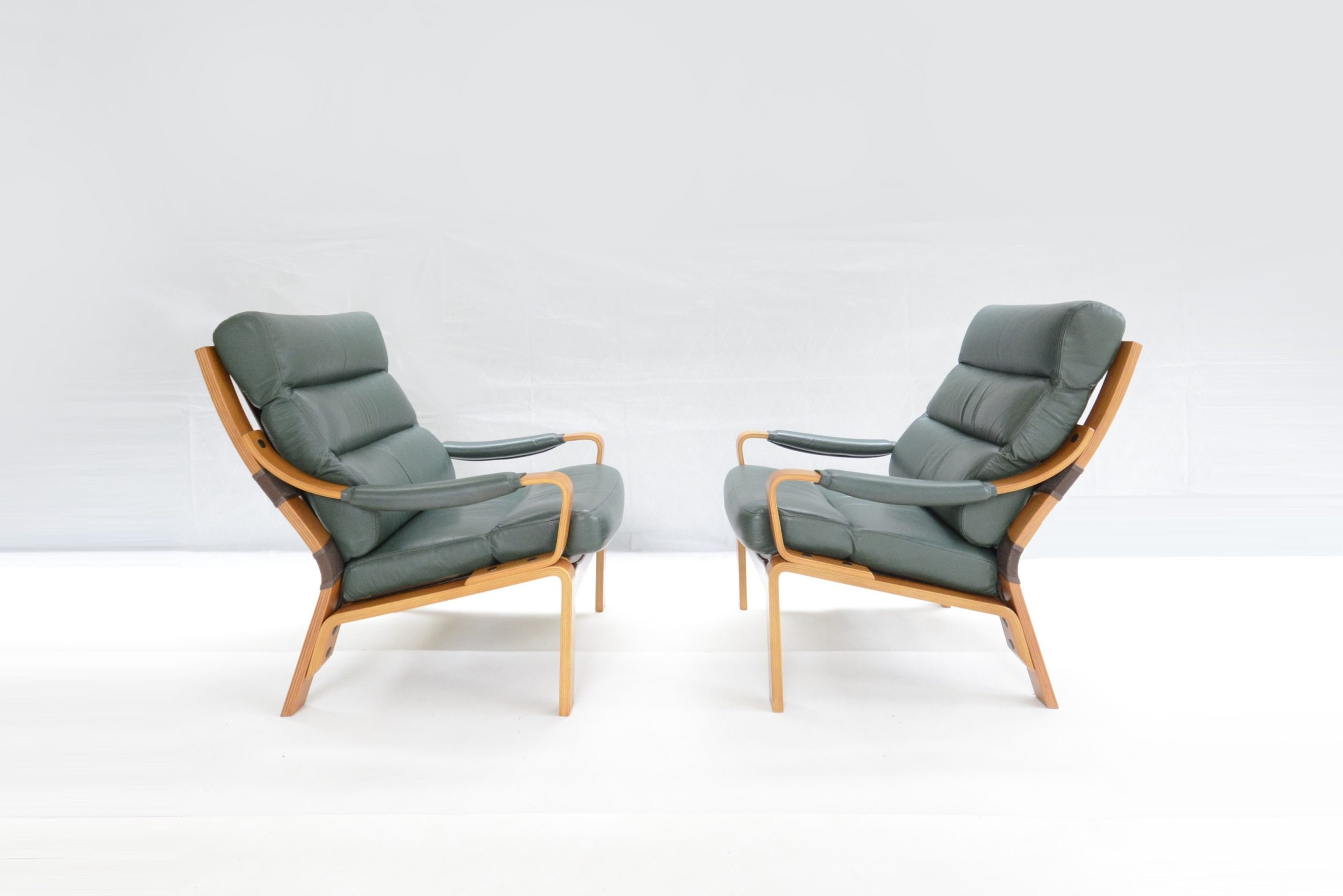 tessa-T6-lounge-suite-sofa-chairs-leather-vintage-parker-danish-era (5)