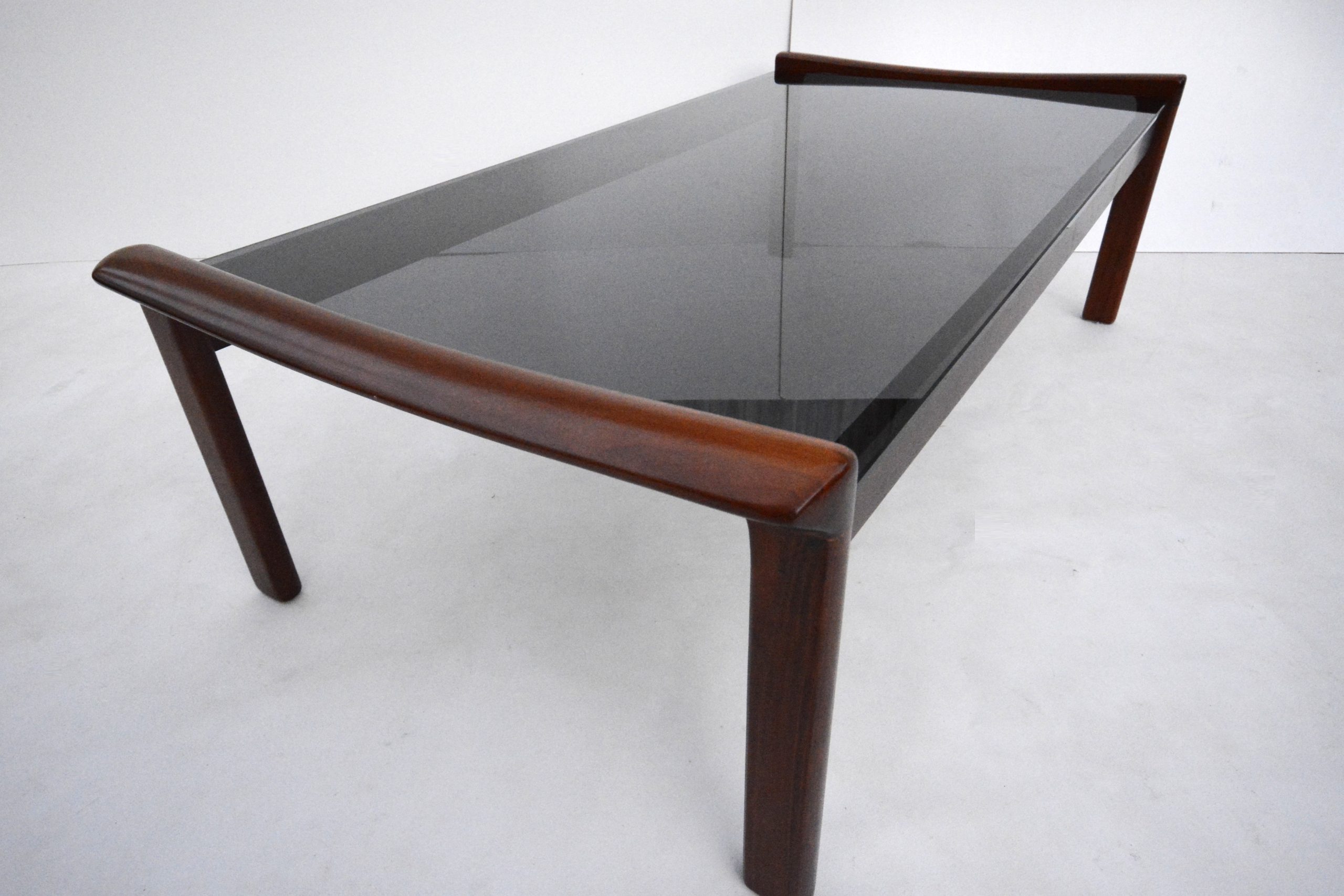 tessa-t21-coffee-table-vintage