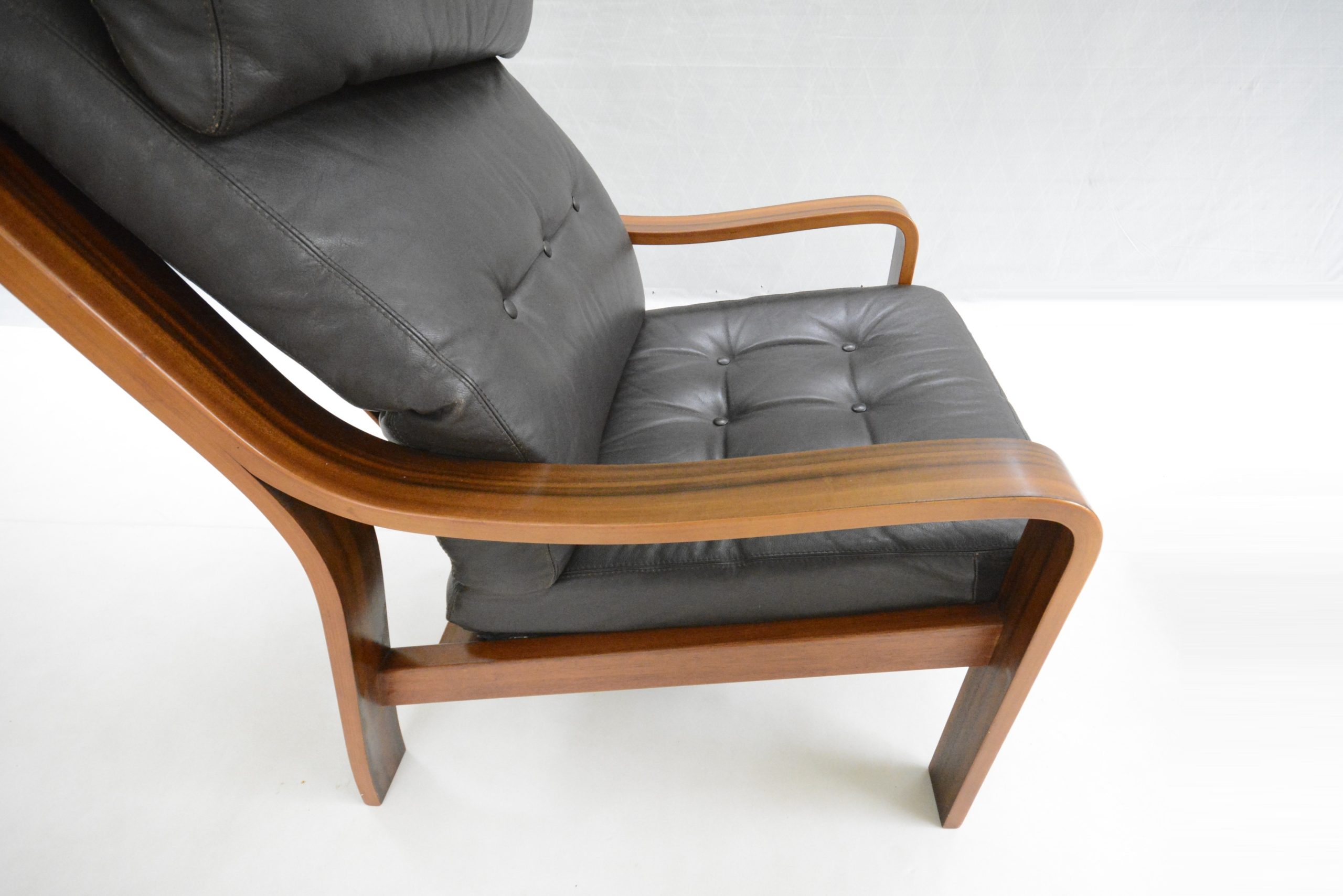 tessa-t9-high-back-leather-chairs-armchairs-footstool-danish-parker-era-australian (11)