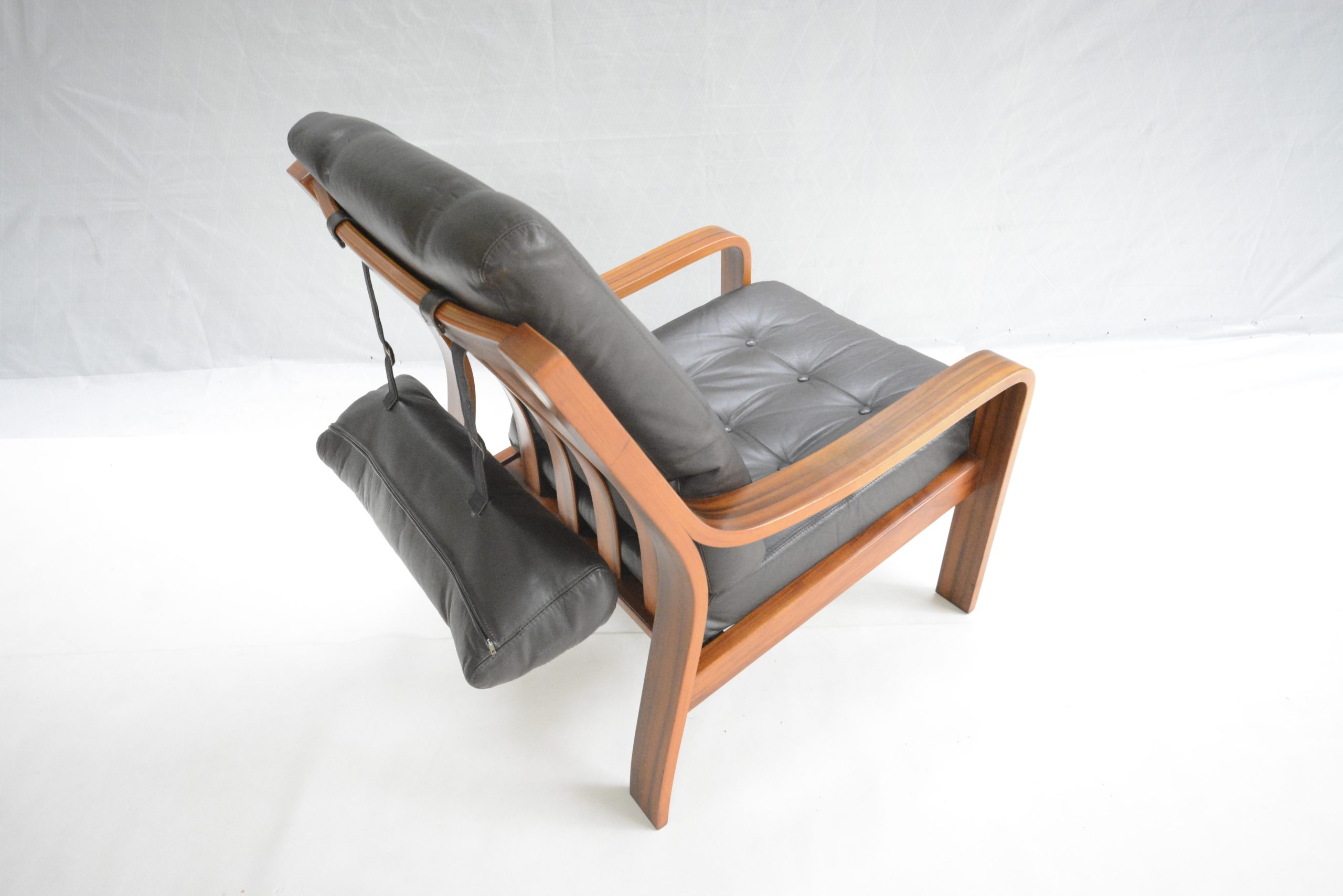 tessa-t9-high-back-leather-chairs-armchairs-footstool-danish-parker-era-australian (14)
