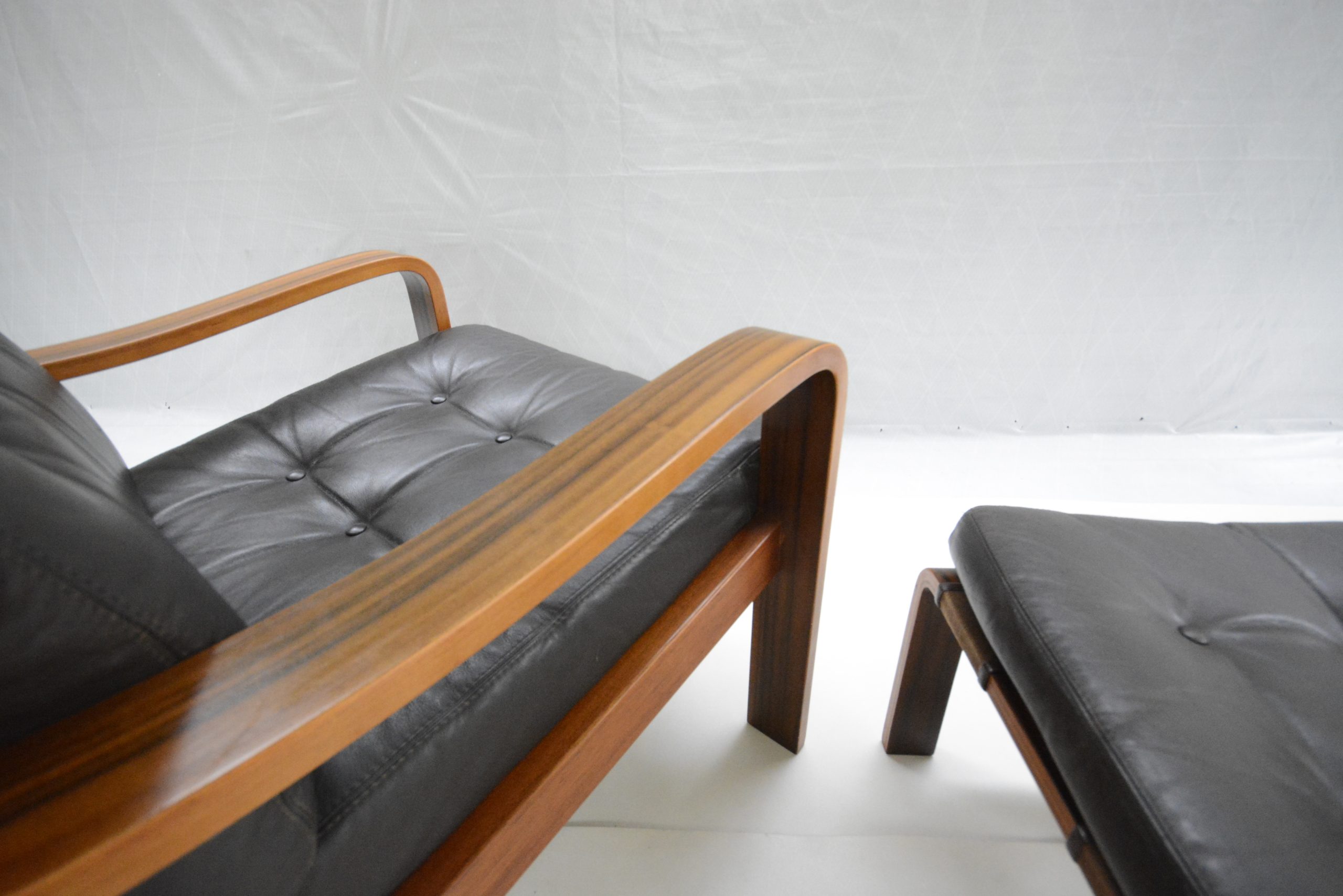 tessa-t9-high-back-leather-chairs-armchairs-footstool-danish-parker-era-australian (9)